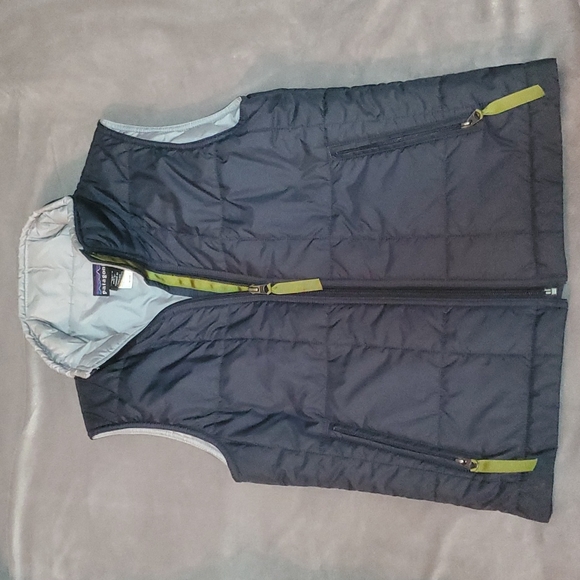 Patagonia Jackets & Blazers - Patagonia Quilted Vest - Women's XS